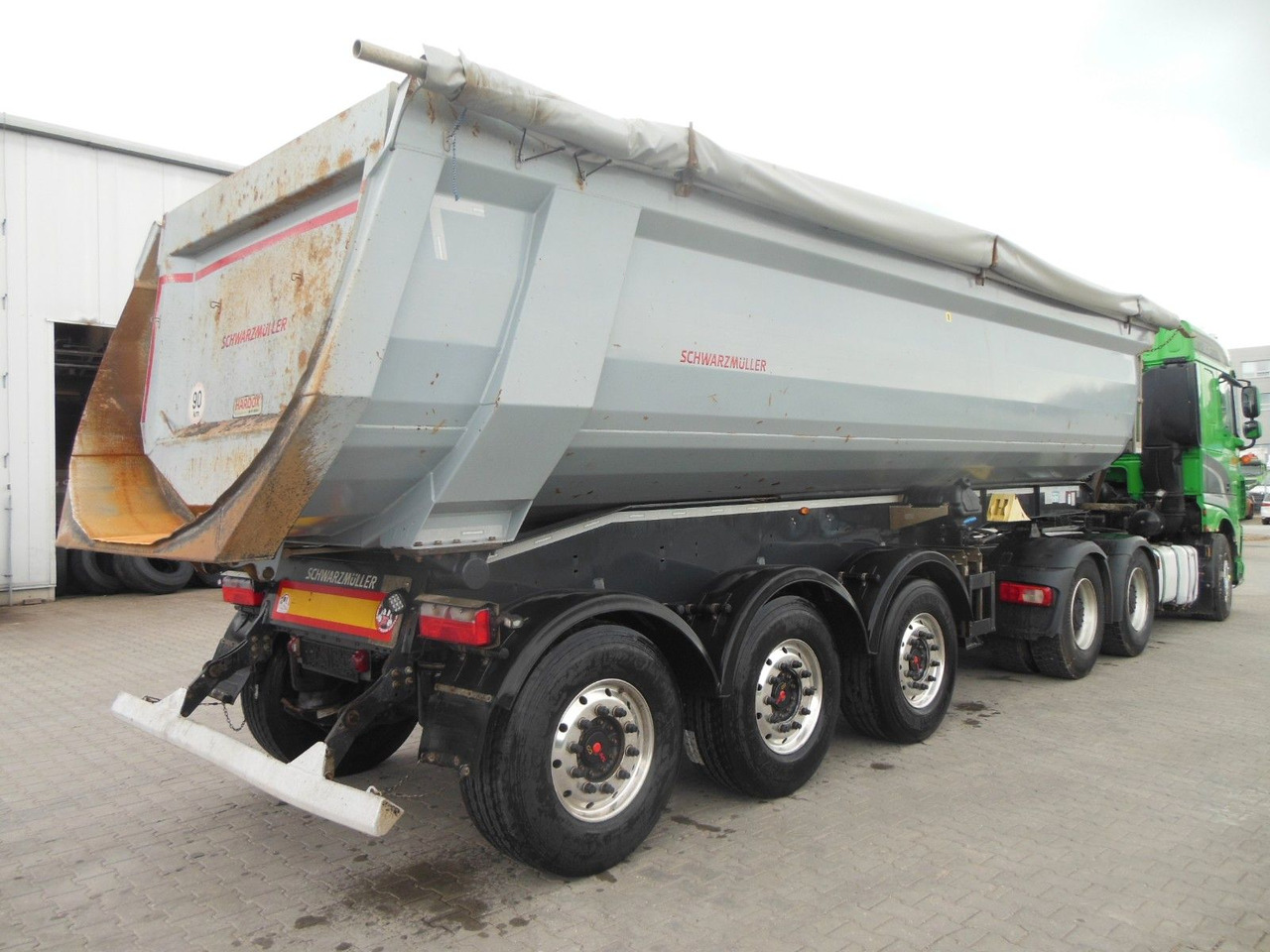 Schwarzmüller KIS 3/E, 29M3, SAF, GESAMTGEWICHT 44.000 KG! - Tipper semi-trailer: picture 3 Schwarzmüller KIS 3/E, 29M3, SAF, GESAMTGEWICHT 44.000 KG! - Tipper semi-trailer: picture 3