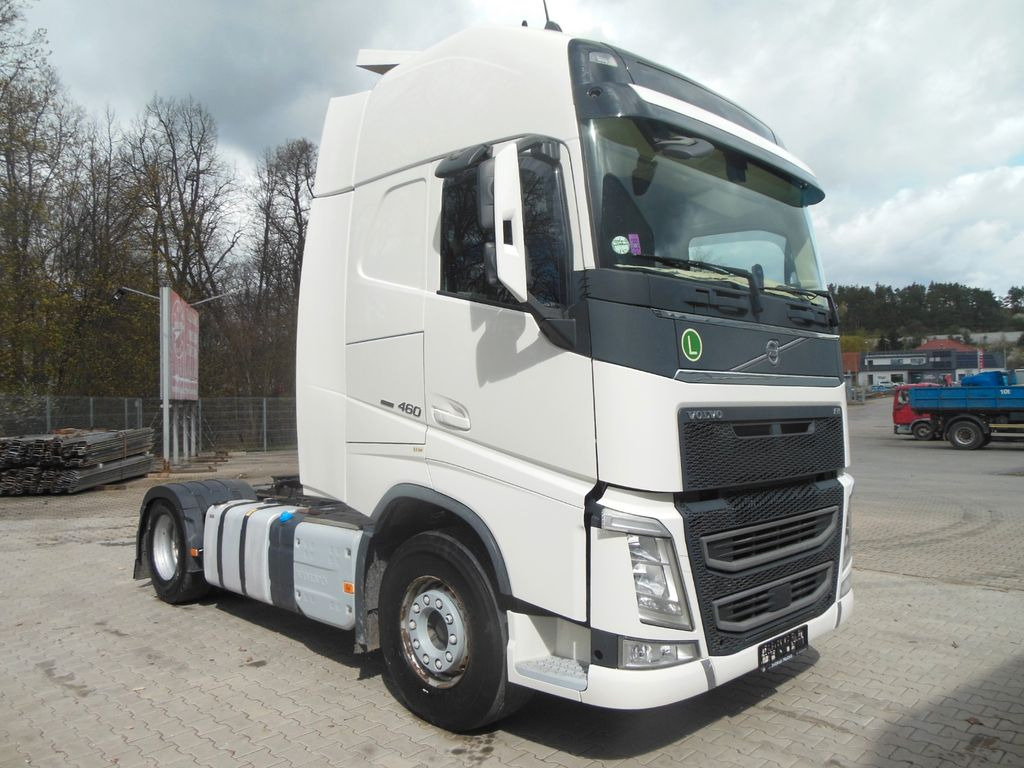 Volvo FH 13/460, GLOBE XL Volvo FH 13/460, GLOBE XL - Tractor unit: picture 2 Volvo FH 13/460, GLOBE XL Volvo FH 13/460, GLOBE XL - Tractor unit: picture 2