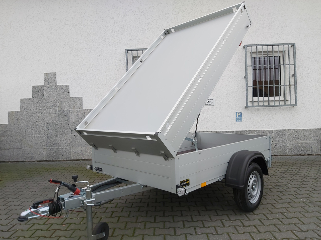 ALUBOXX Deckelanhänger GTB 750 HT 211x126x48 (XS) 750kg Winter Aktion - Car trailer: picture 1 ALUBOXX Deckelanhänger GTB 750 HT 211x126x48 (XS) 750kg Winter Aktion - Car trailer: picture 1