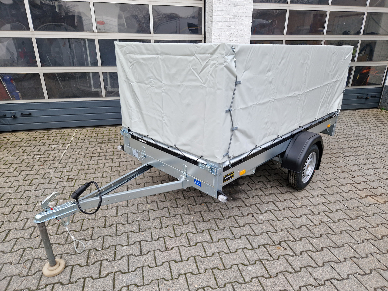 Brenderup 2270S UB 750 270x128x100cm Hochplane (S) 750kg - Car trailer: picture 3 Brenderup 2270S UB 750 270x128x100cm Hochplane (S) 750kg - Car trailer: picture 3