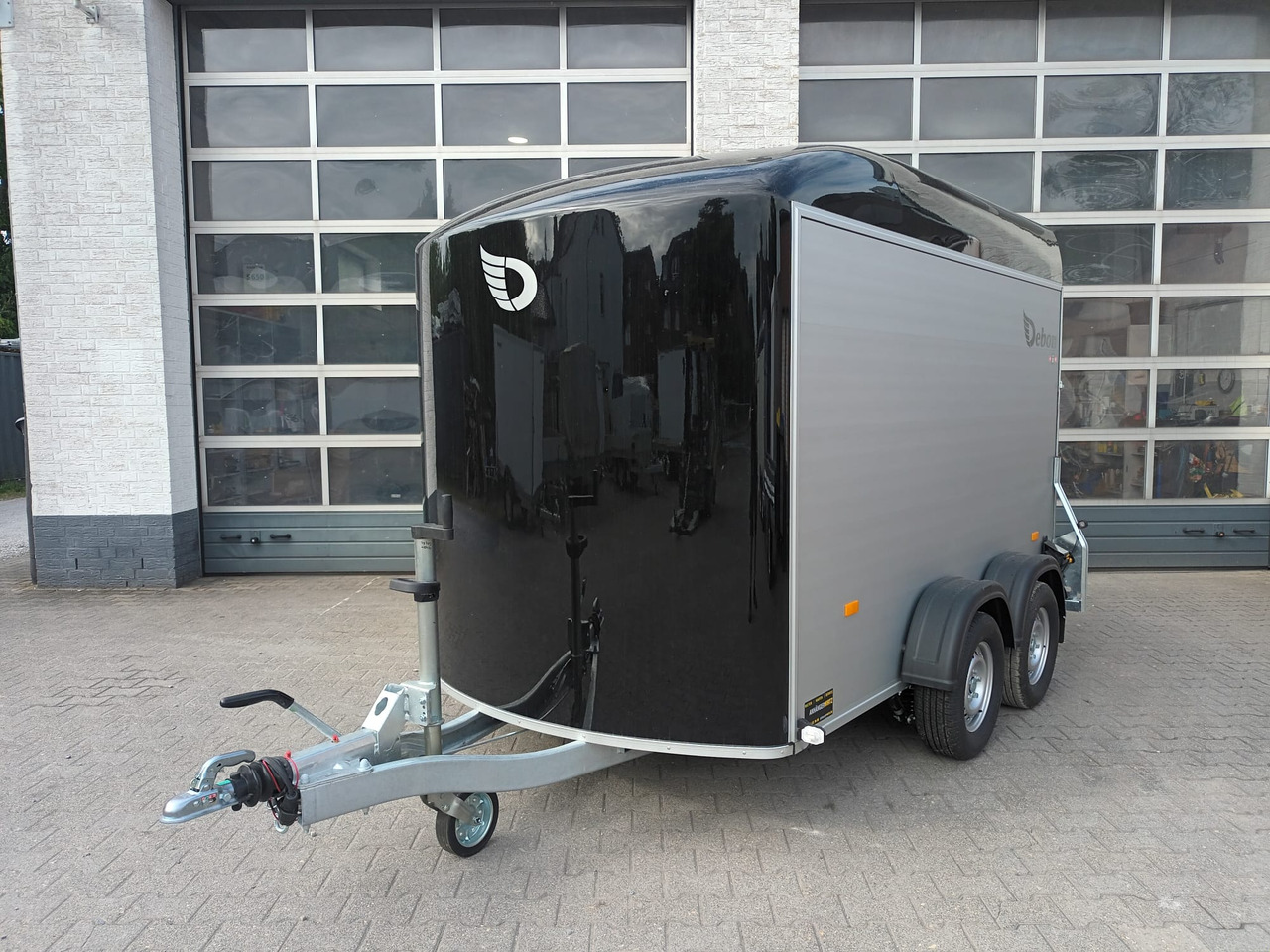 Closed box trailer Cargo Roadster 500 312x167x199cm Alu Poly black Seitentür 100km/H Pullman 2000kg Sommer Aktion 2025: picture 10