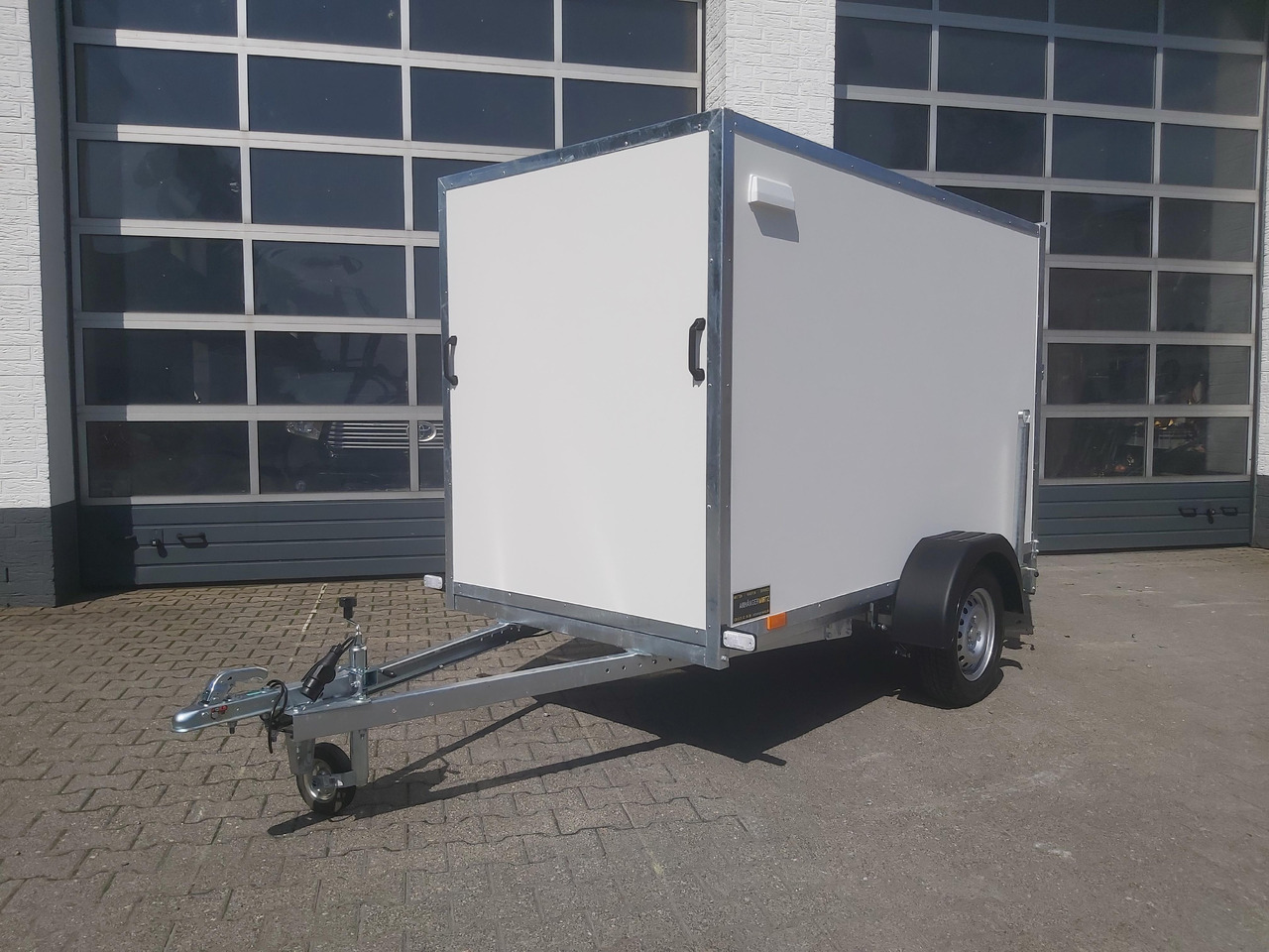 Kargo TFD 250.00 250x125x150cm Zurrsystem Heckrampe (S) 100km/H 750kg - Motorcycle trailer: picture 3 Kargo TFD 250.00 250x125x150cm Zurrsystem Heckrampe (S) 100km/H 750kg - Motorcycle trailer: picture 3