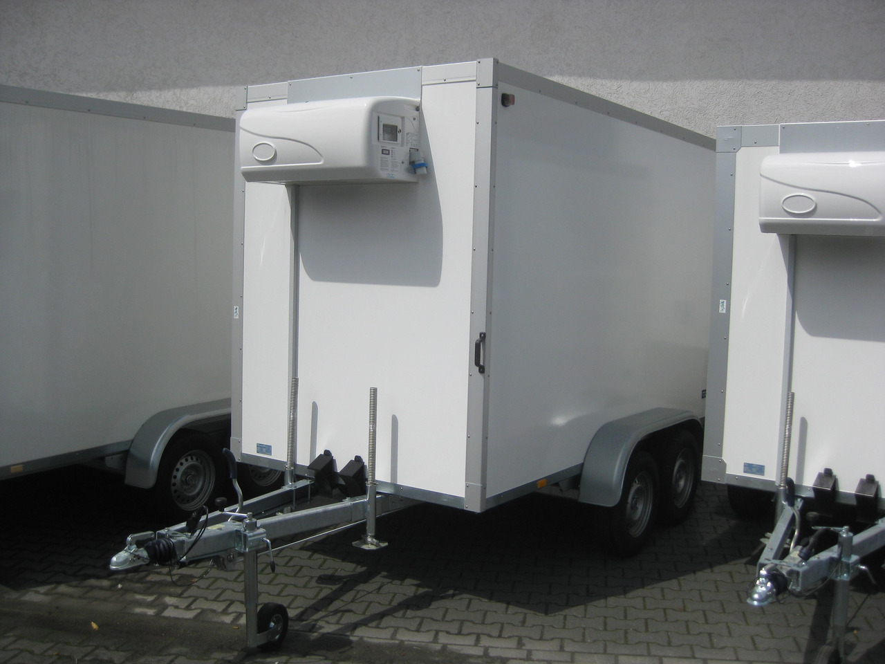 Kühlanhänger AZKF 2735/155 343x154x200cm GOVI Kühlaggregat 4 Iso 60 Frioliner Juli Aktion - Refrigerator trailer: picture 1 Kühlanhänger AZKF 2735/155 343x154x200cm GOVI Kühlaggregat 4 Iso 60 Frioliner Juli Aktion - Refrigerator trailer: picture 1