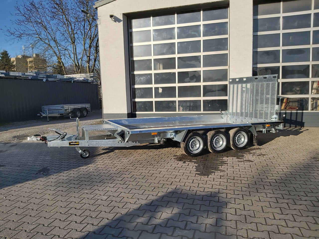 Martz Maschinentransporter BUILDER XL Bau-3 3500/3 400x180x30cm Auffahrklappe Tridem (XL) 3500kg - Plant trailer: picture 5 Martz Maschinentransporter BUILDER XL Bau-3 3500/3 400x180x30cm Auffahrklappe Tridem (XL) 3500kg - Plant trailer: picture 5
