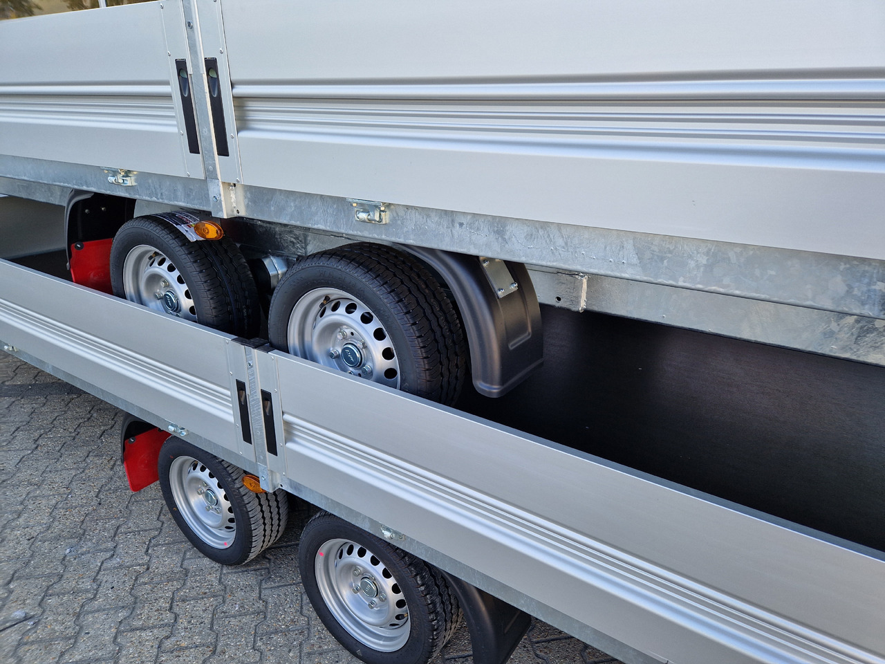 Pongratz Pritschenhochlader PHL 6030/24 T-AL-S 603x246x36cm Tandem 13" 3500kg Winter Aktion - Dropside/ Flatbed trailer: picture 5 Pongratz Pritschenhochlader PHL 6030/24 T-AL-S 603x246x36cm Tandem 13" 3500kg Winter Aktion - Dropside/ Flatbed trailer: picture 5