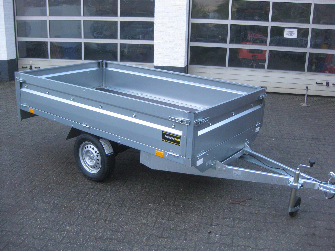 Pritschenanhänger Trailstar Nordica 263 263x144x40cm (S) 750kg Winter Aktion - Car trailer: picture 5 Pritschenanhänger Trailstar Nordica 263 263x144x40cm (S) 750kg Winter Aktion - Car trailer: picture 5