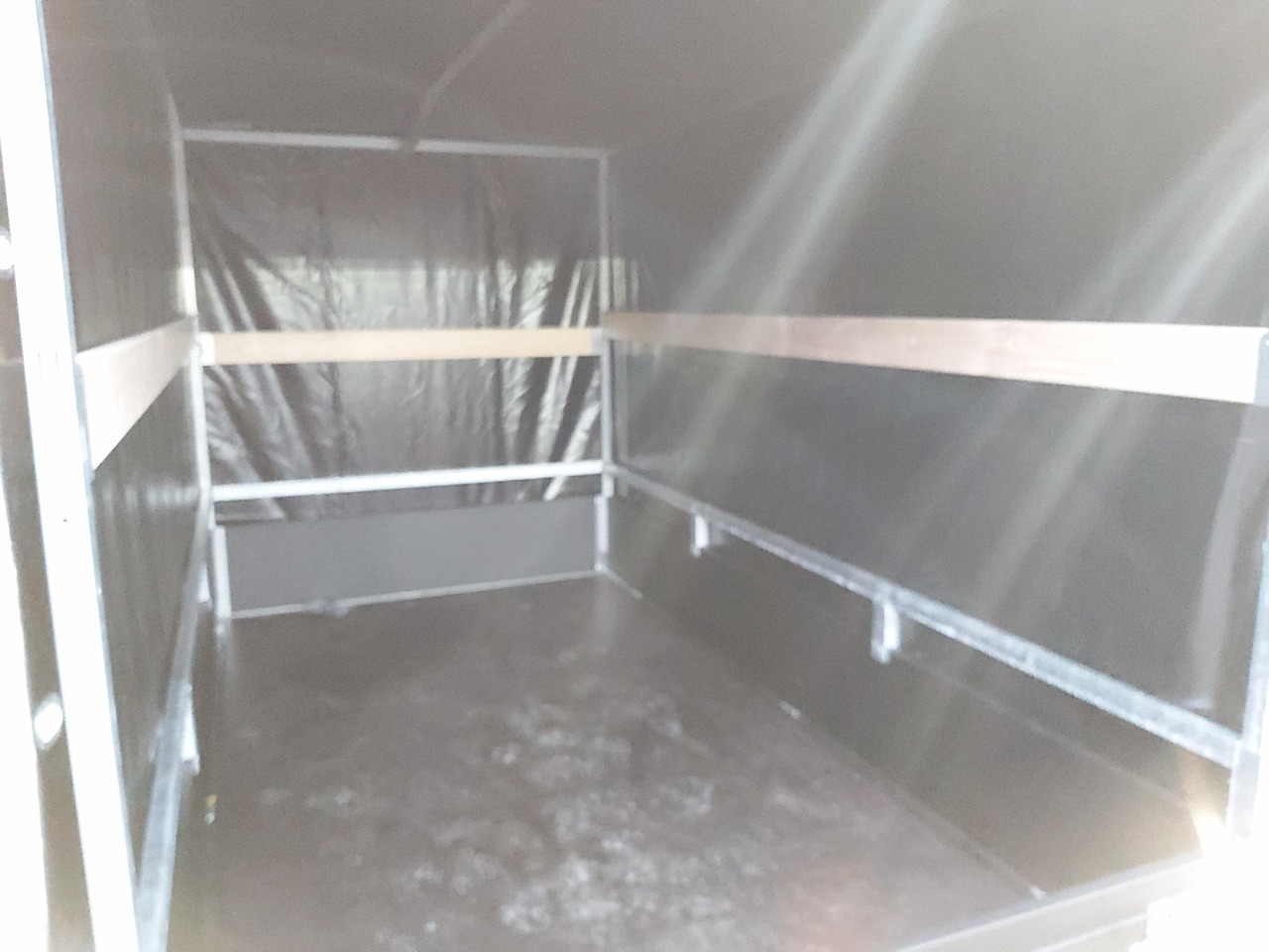 Saris Anhänger DV135 McAlu Pro MP 255x133x150cm Hochplane black (S)1350kg black deal Januar Aktio - Car trailer: picture 5 Saris Anhänger DV135 McAlu Pro MP 255x133x150cm Hochplane black (S)1350kg black deal Januar Aktio - Car trailer: picture 5