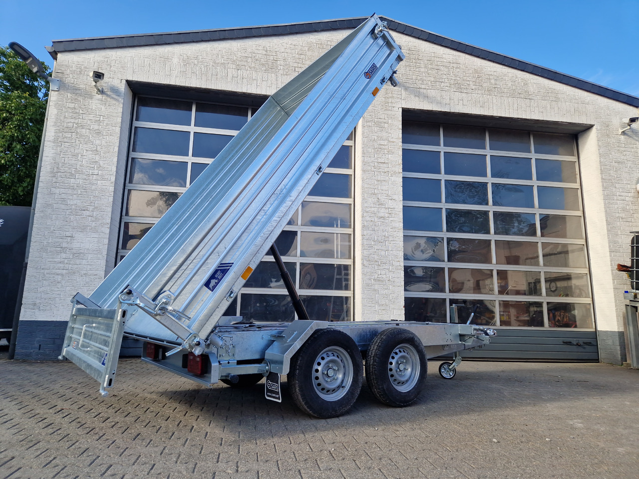 Saris Kipper 3 SKS 310 176 40cm Stahlwände HD elektro Notpumpe Alurampen Stützen 3000kg 100km/H - Tipper trailer: picture 4 Saris Kipper 3 SKS 310 176 40cm Stahlwände HD elektro Notpumpe Alurampen Stützen 3000kg 100km/H - Tipper trailer: picture 4