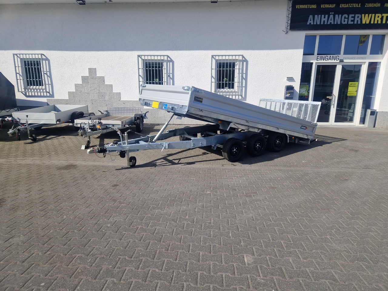 Variant Maschinentransporter 3543 UX Maxi Load LED Tridem Parabelfederung 3500kg - Tipper trailer: picture 3 Variant Maschinentransporter 3543 UX Maxi Load LED Tridem Parabelfederung 3500kg - Tipper trailer: picture 3