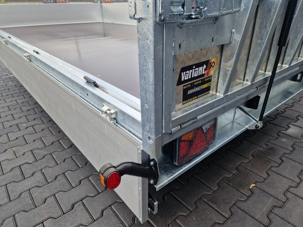 Variant Maschinentransporter 3552 UX Maxi Load 520x210x30cm Tandem Parabelfederung LED 3500kg - Plant trailer: picture 3 Variant Maschinentransporter 3552 UX Maxi Load 520x210x30cm Tandem Parabelfederung LED 3500kg - Plant trailer: picture 3