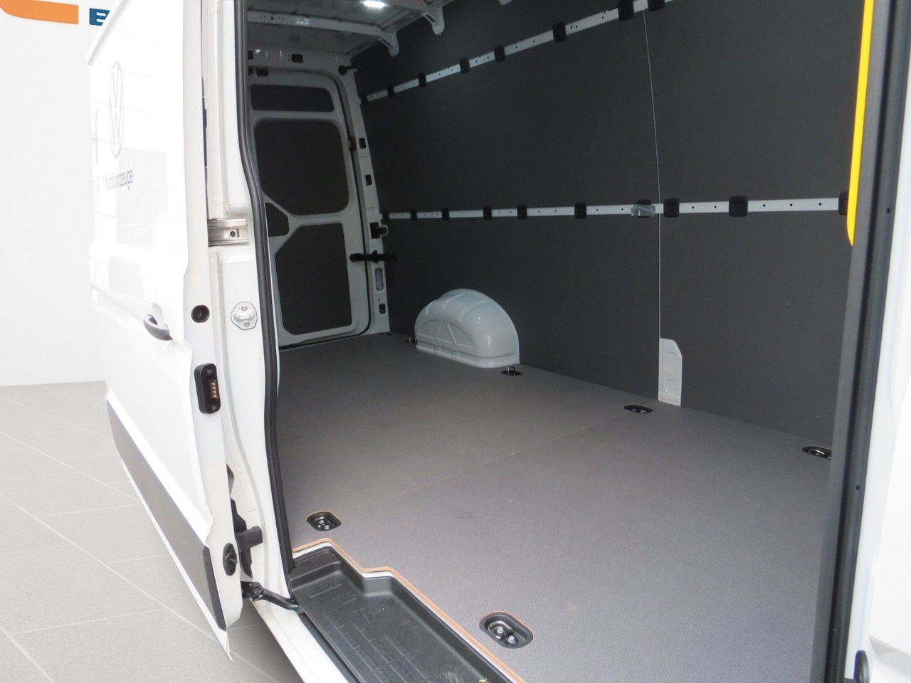 Panel van Volkswagen Crafter 35 L4H3 Kasten: picture 14