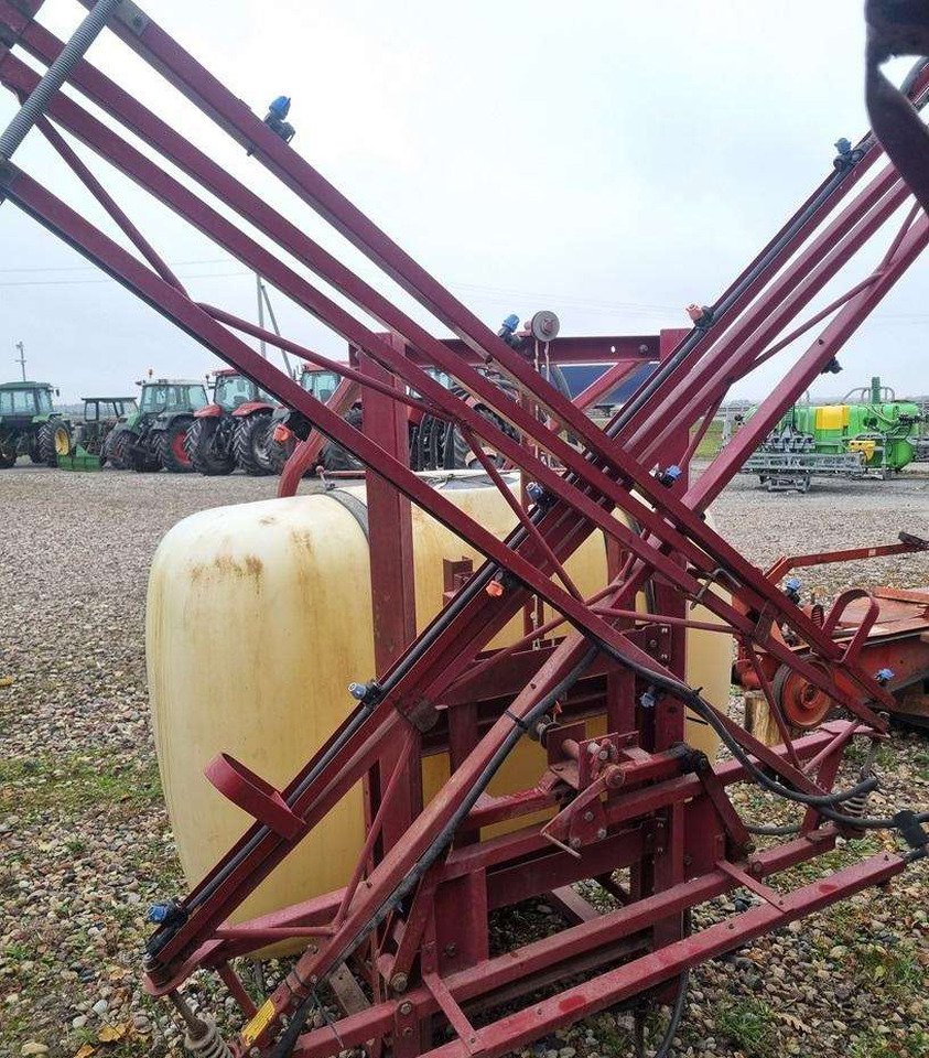 Hardi 850 - Sprayer: picture 1 Hardi 850 - Sprayer: picture 1