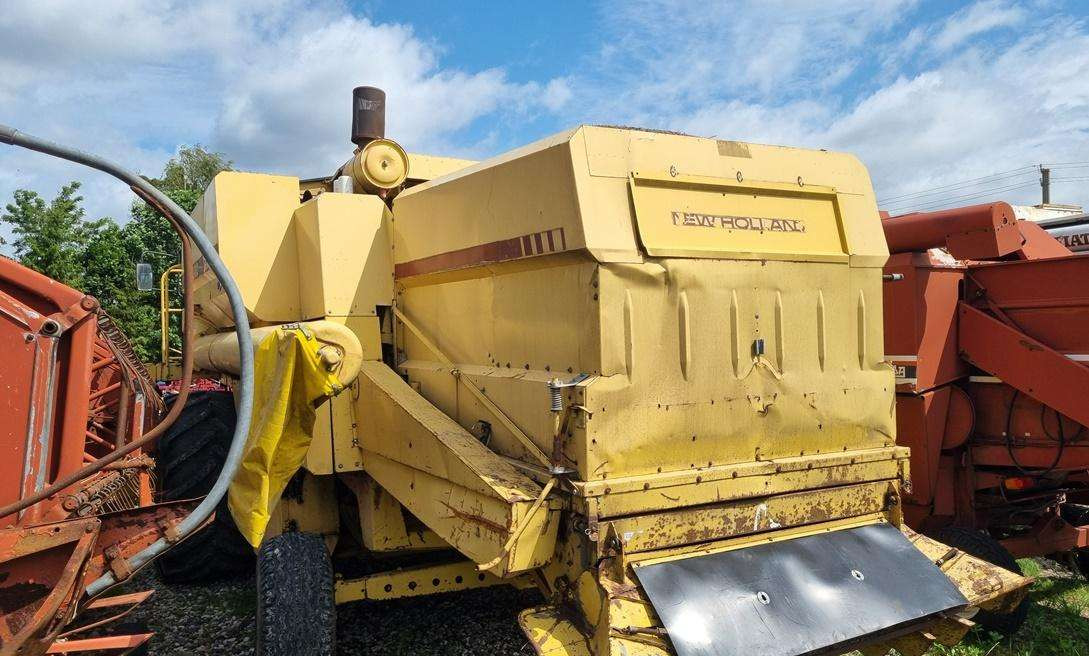 New Holland TX36 - Combine harvester: picture 3 New Holland TX36 - Combine harvester: picture 3
