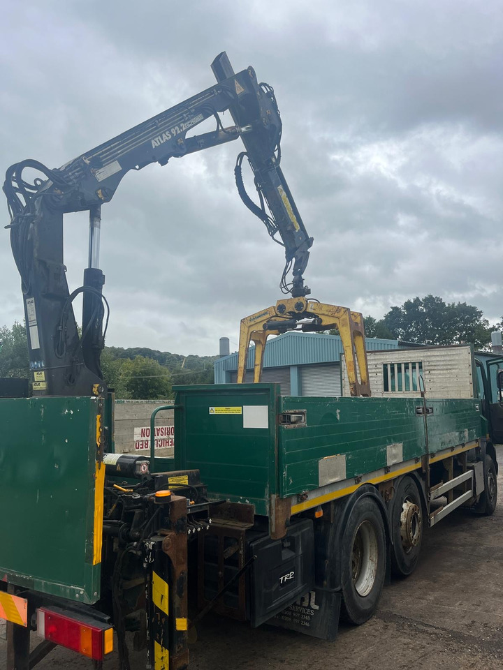 DAF CF 75 310 - Dropside/ Flatbed truck, Crane truck: picture 3 DAF CF 75 310 - Dropside/ Flatbed truck, Crane truck: picture 3
