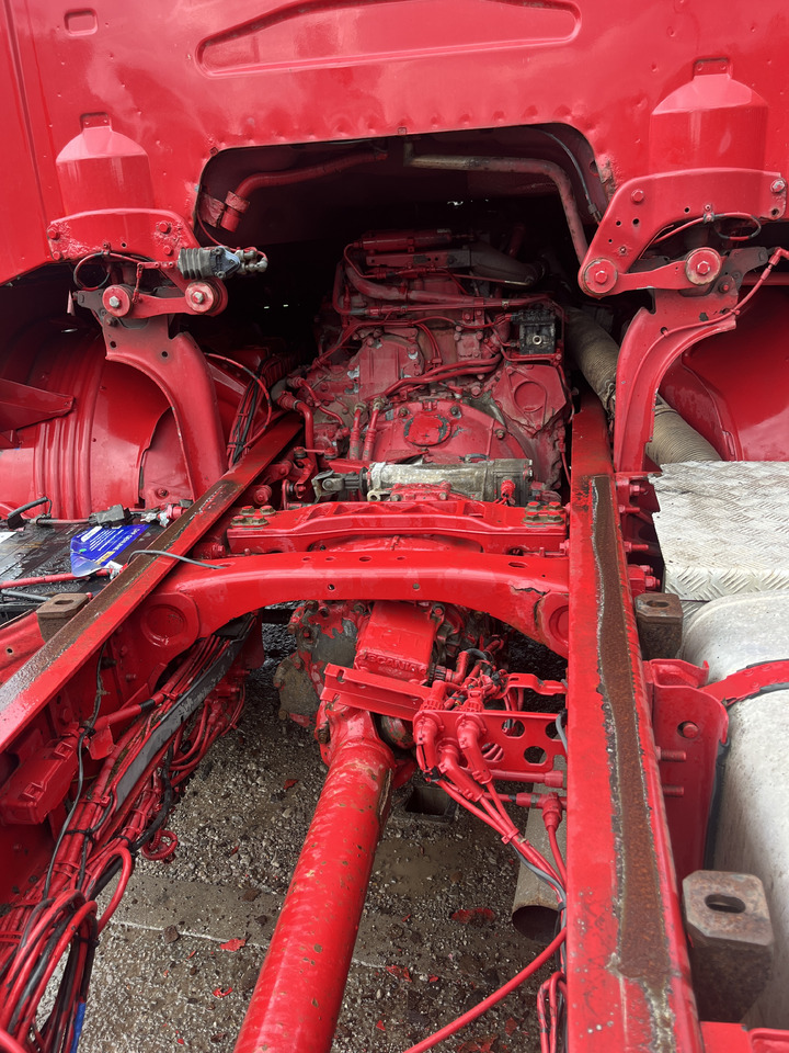 Cab chassis truck Scania R440: picture 6