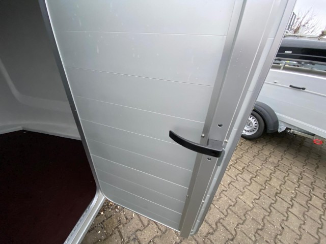 New Closed box trailer Humbaur Poly-Alu Koffer HKPA 153217, 1,5 to. 3280 x 1770 x 1800 mm: picture 6 New Closed box trailer Humbaur Poly-Alu Koffer HKPA 153217, 1,5 to. 3280 x 1770 x 1800 mm: picture 6