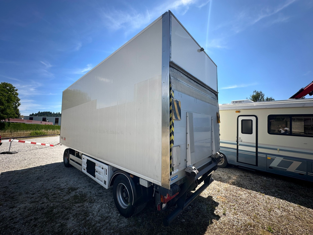 HANGLER 2 AF EL 18 - Refrigerator trailer: picture 2 HANGLER 2 AF EL 18 - Refrigerator trailer: picture 2