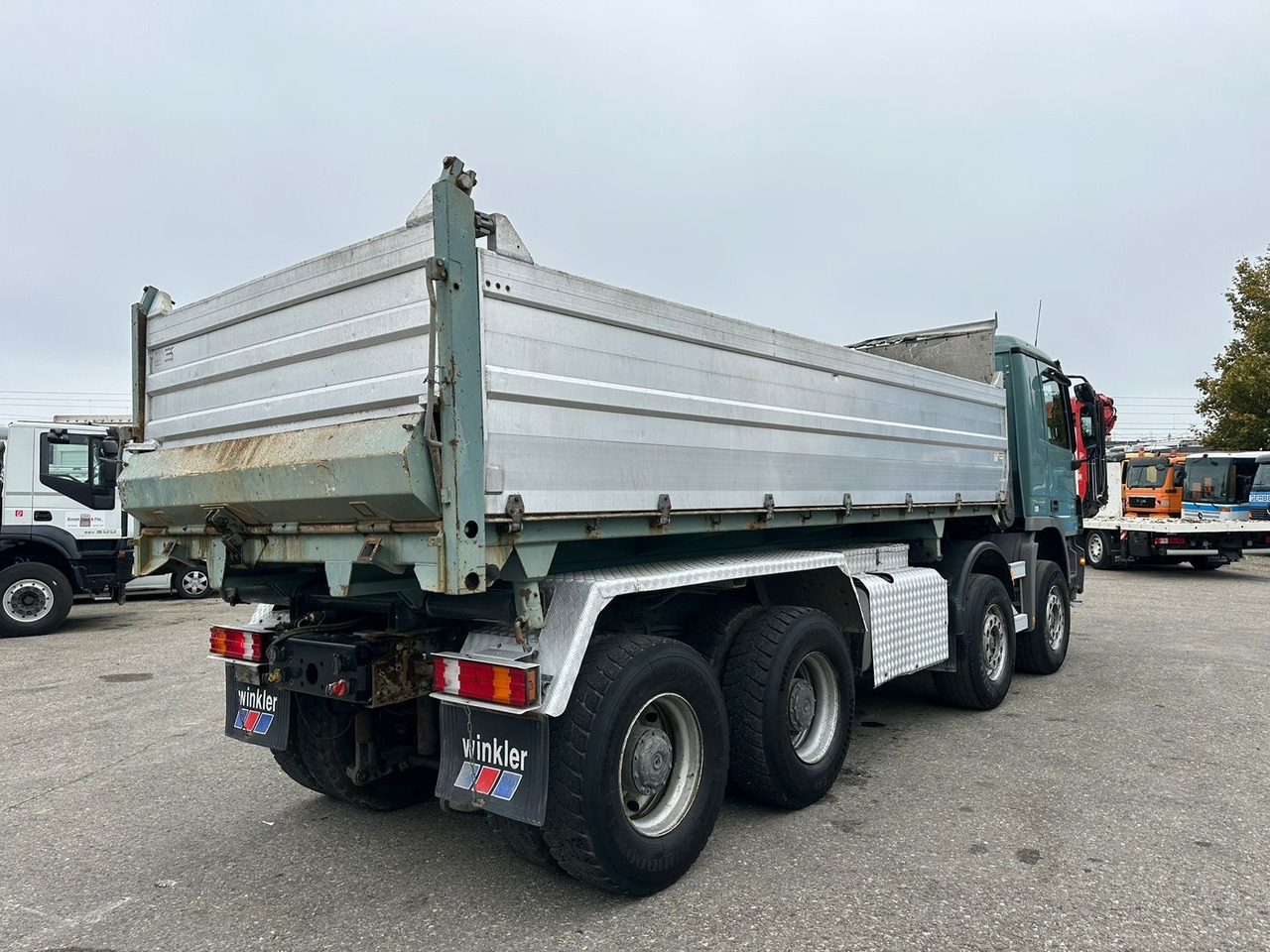 Tipper MERCEDES-BENZ Actros 3246 8x4 Kipper: picture 5