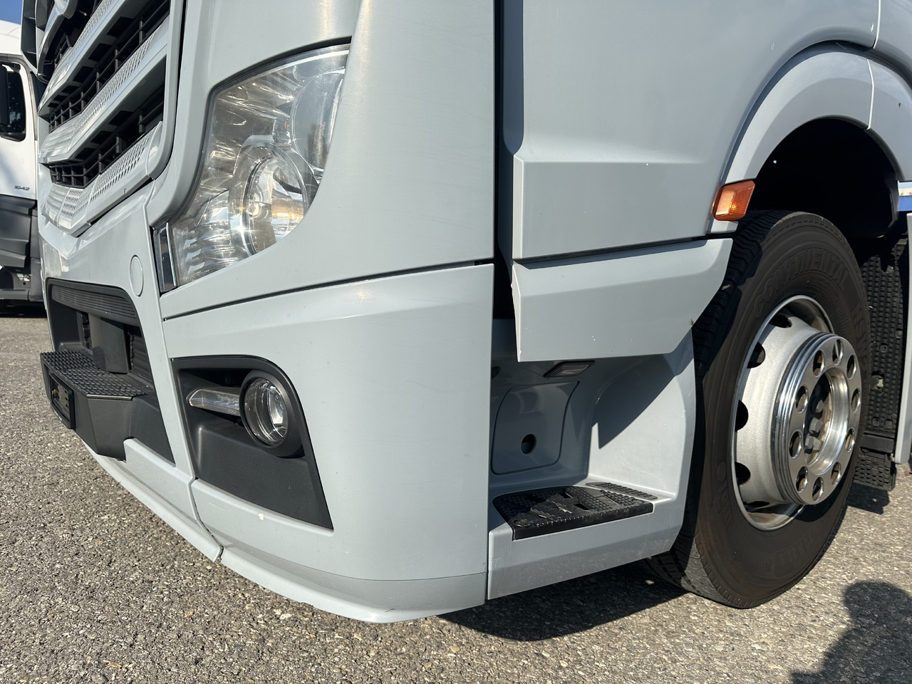 Tractor unit Mercedes Actros 18.48 18.41 18.40 18.44 18.46 18.45 18.42 18.48: picture 9