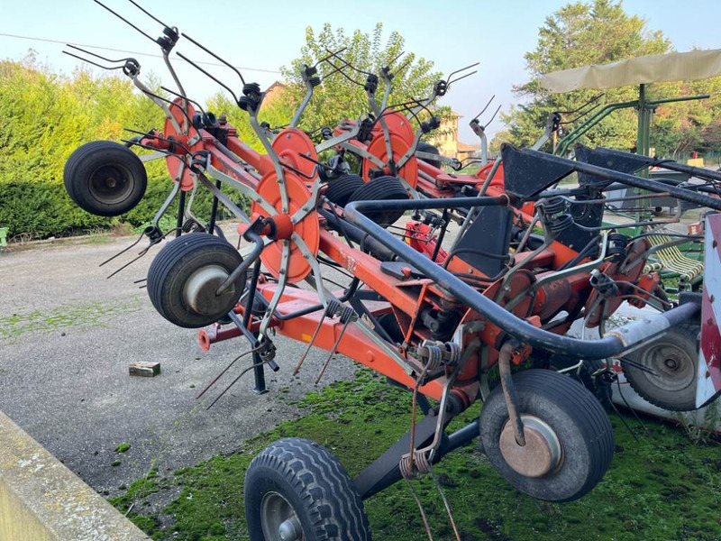 Fella TH 900 - Bale wrapper: picture 3 Fella TH 900 - Bale wrapper: picture 3