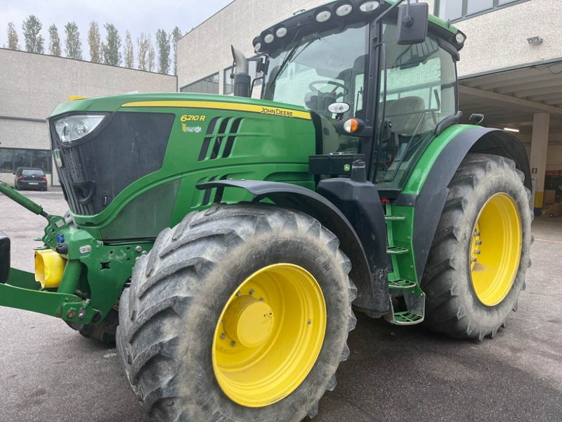 John Deere 6210 R AutoPower - Farm tractor: picture 1 John Deere 6210 R AutoPower - Farm tractor: picture 1