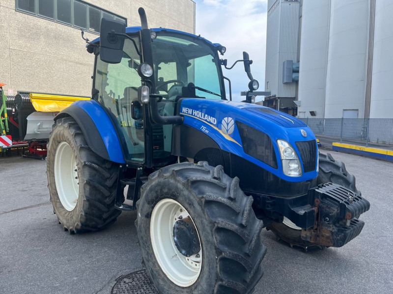 New Holland T 5.95 DC - Farm tractor: picture 1 New Holland T 5.95 DC - Farm tractor: picture 1