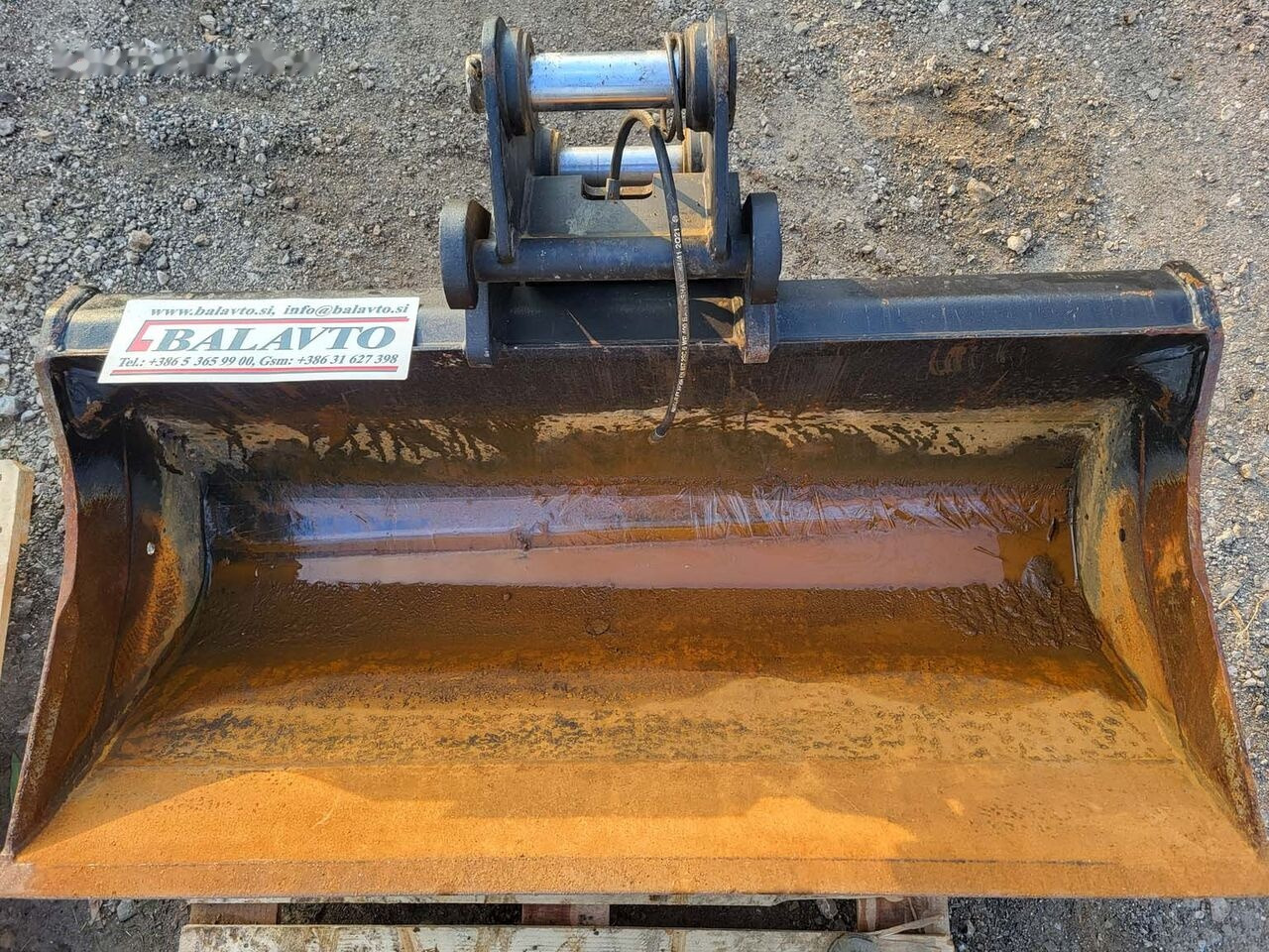 1500 mm Verachtert CW10 for 5-8 ton excavators - Excavator bucket for Excavator: picture 1 1500 mm Verachtert CW10 for 5-8 ton excavators - Excavator bucket for Excavator: picture 1