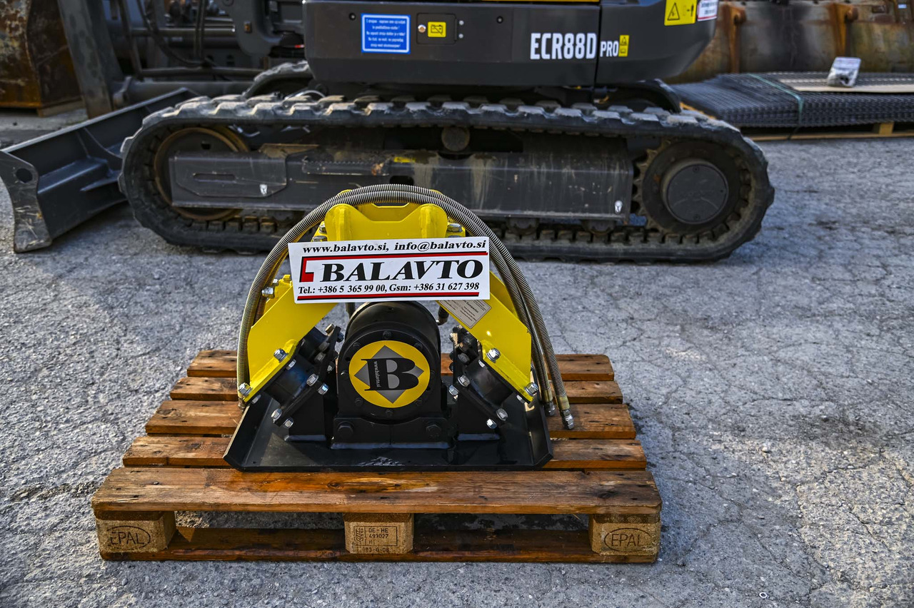 Plate compactor Vibro BAT02 - Attachment for Excavator: picture 3 Plate compactor Vibro BAT02 - Attachment for Excavator: picture 3