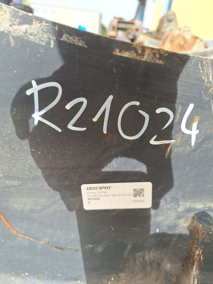 Attachment plate - Quick coupler for Construction machinery: picture 3 Attachment plate - Quick coupler for Construction machinery: picture 3