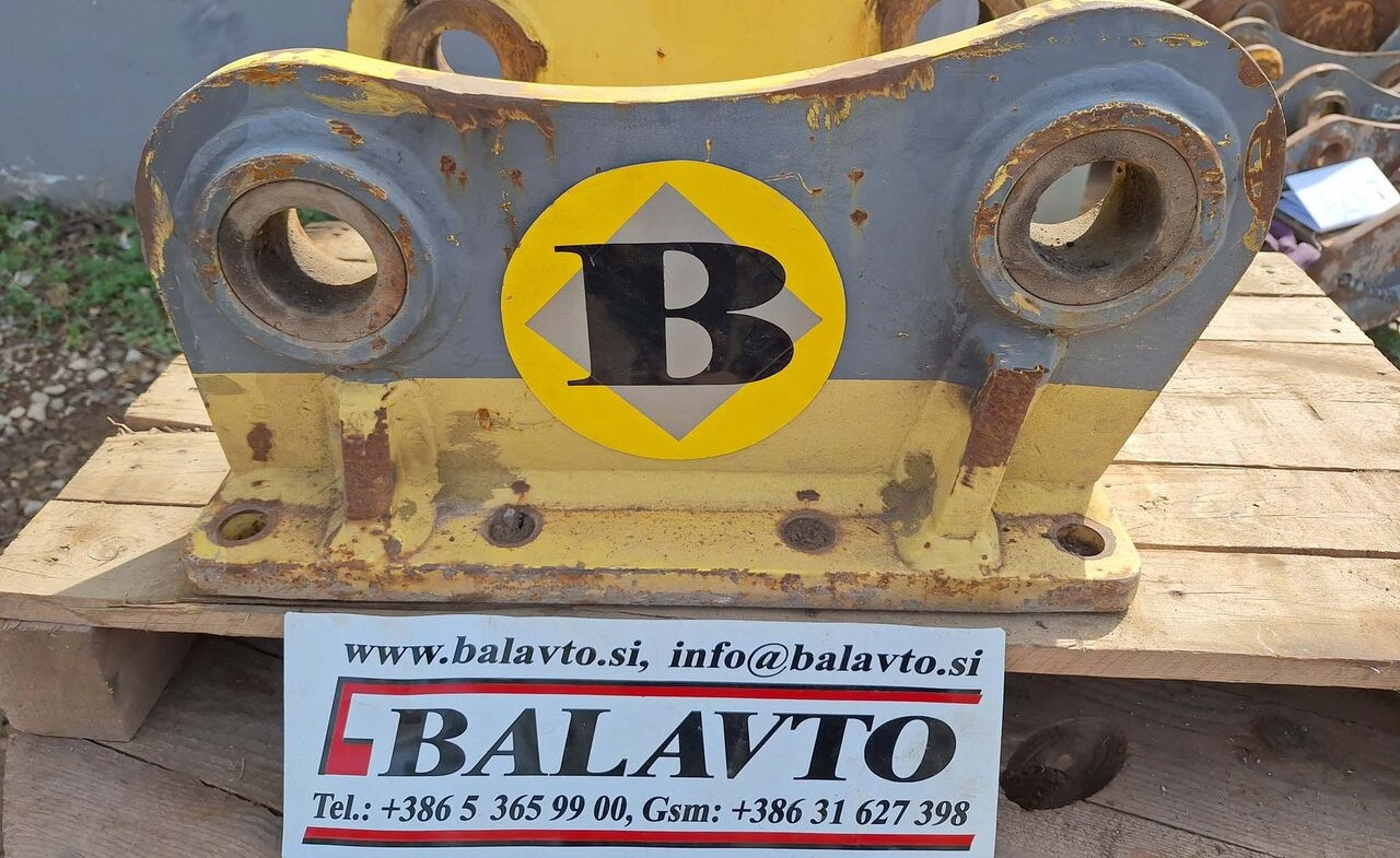 Attachment plate - Quick coupler for Excavator: picture 2 Attachment plate - Quick coupler for Excavator: picture 2