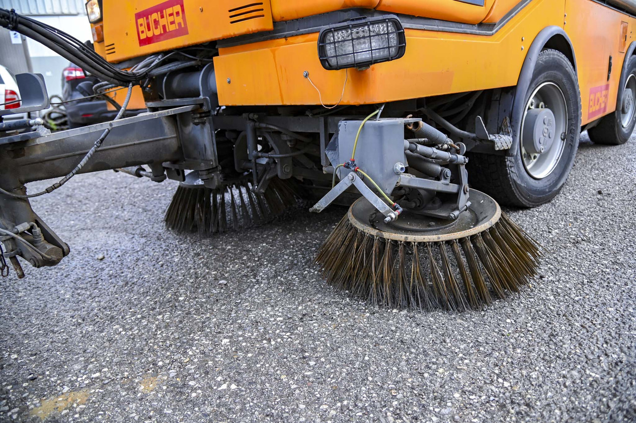 Road sweeper Bucher Schorling CC 5000 City Cat: picture 14