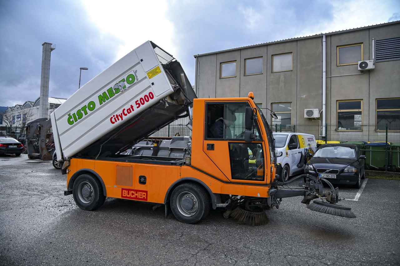 Road sweeper Bucher Schorling CC 5000 City Cat: picture 15
