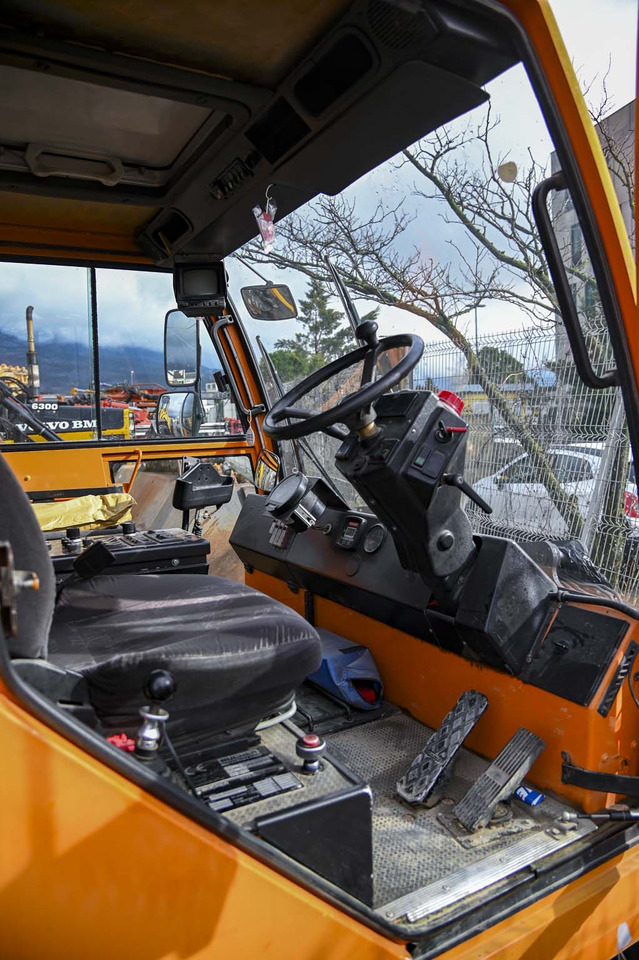 Road sweeper Bucher Schorling CC 5000 City Cat: picture 18