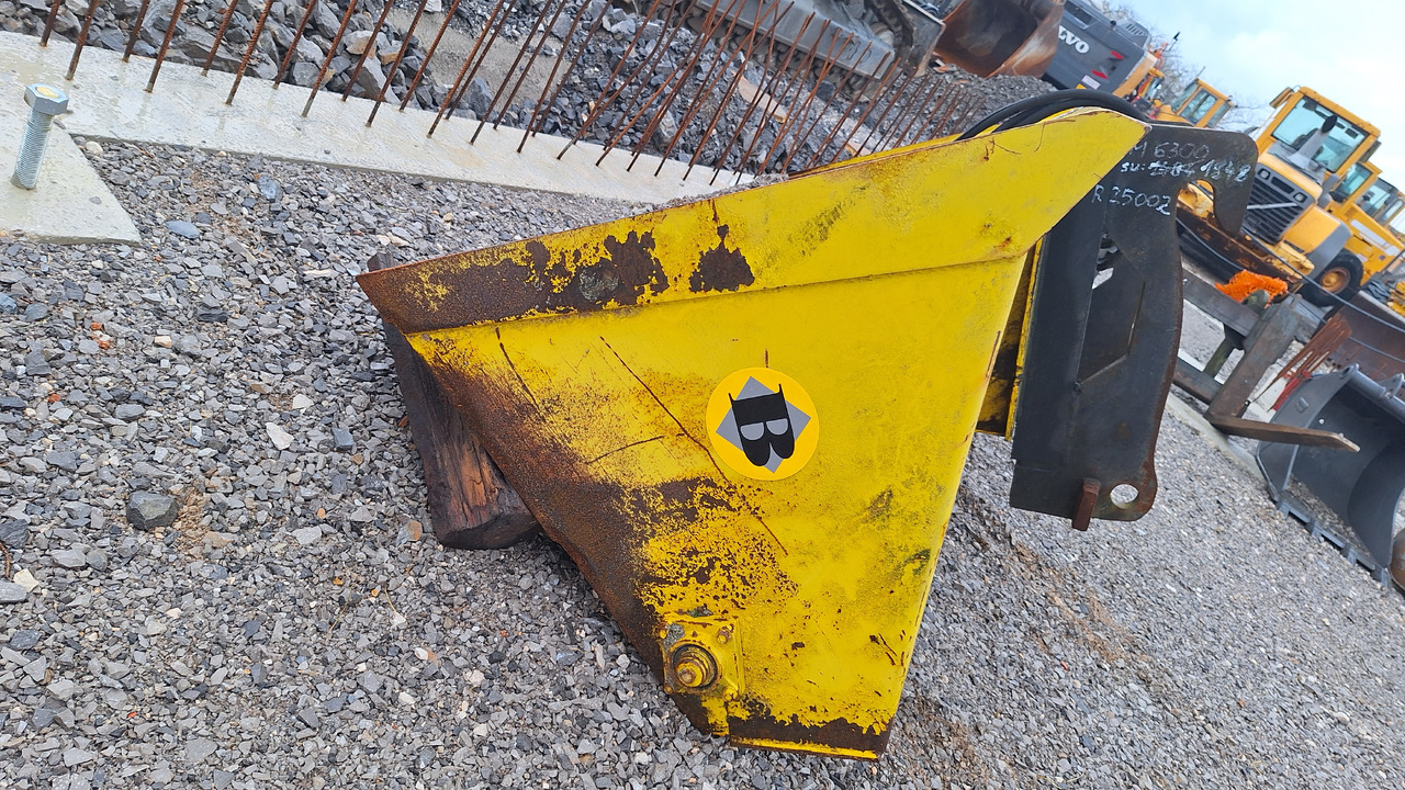 Concrete mixing bucket 2500 mm for 12-15 ton excavators - Bucket for Excavator: picture 4 Concrete mixing bucket 2500 mm for 12-15 ton excavators - Bucket for Excavator: picture 4