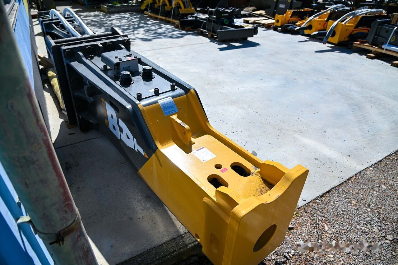 New BAT 340 - Hydraulic hammer: picture 4 New BAT 340 - Hydraulic hammer: picture 4