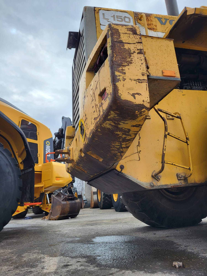 Volvo counterweight - Spare parts for Loader: picture 5 Volvo counterweight - Spare parts for Loader: picture 5