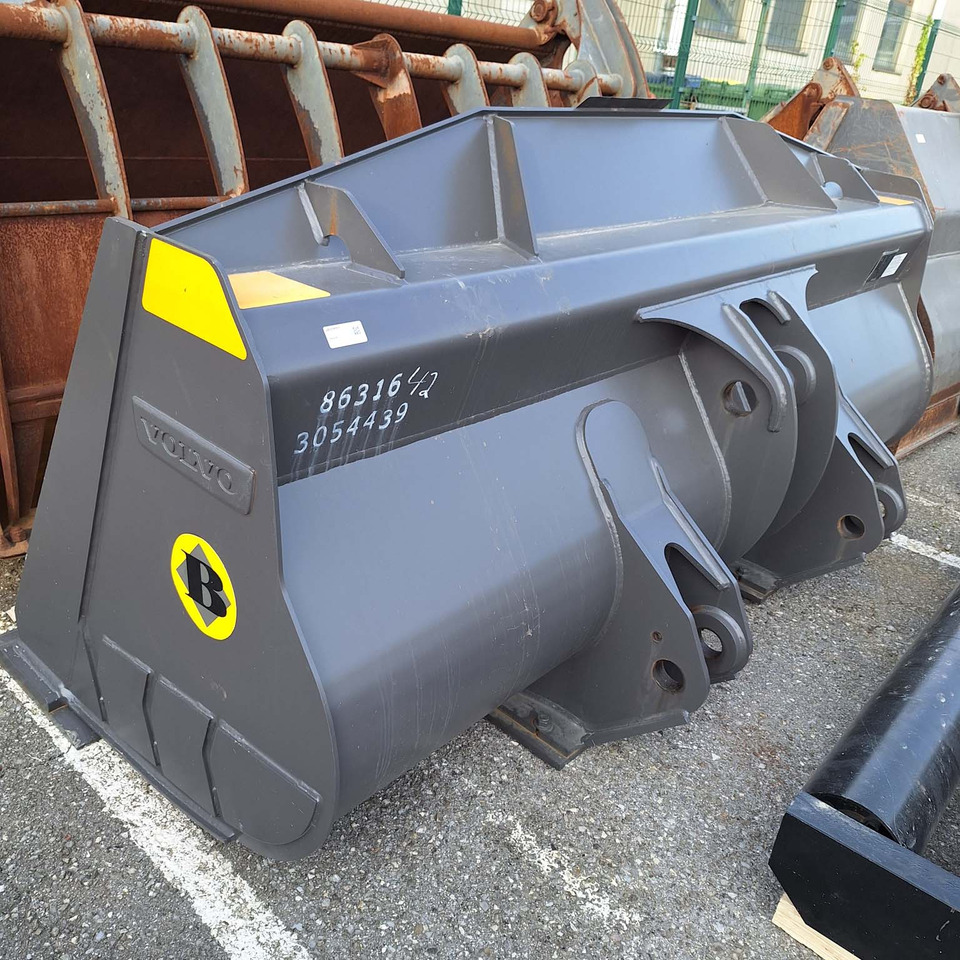 VOLVO 2880 mm for 18-22 ton wheel loaders - Loader bucket for Wheel loader: picture 4 VOLVO 2880 mm for 18-22 ton wheel loaders - Loader bucket for Wheel loader: picture 4