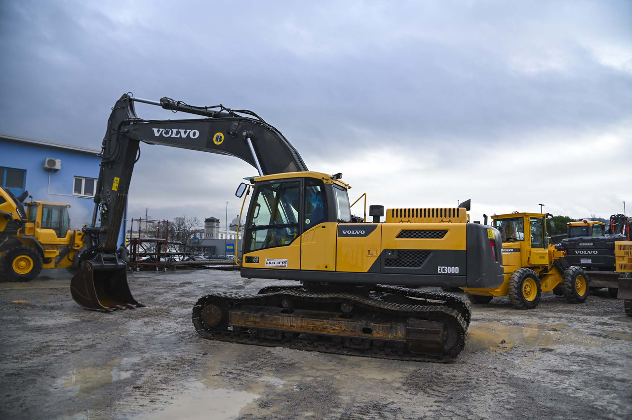 VOLVO EC300DNL - Crawler excavator: picture 3 VOLVO EC300DNL - Crawler excavator: picture 3