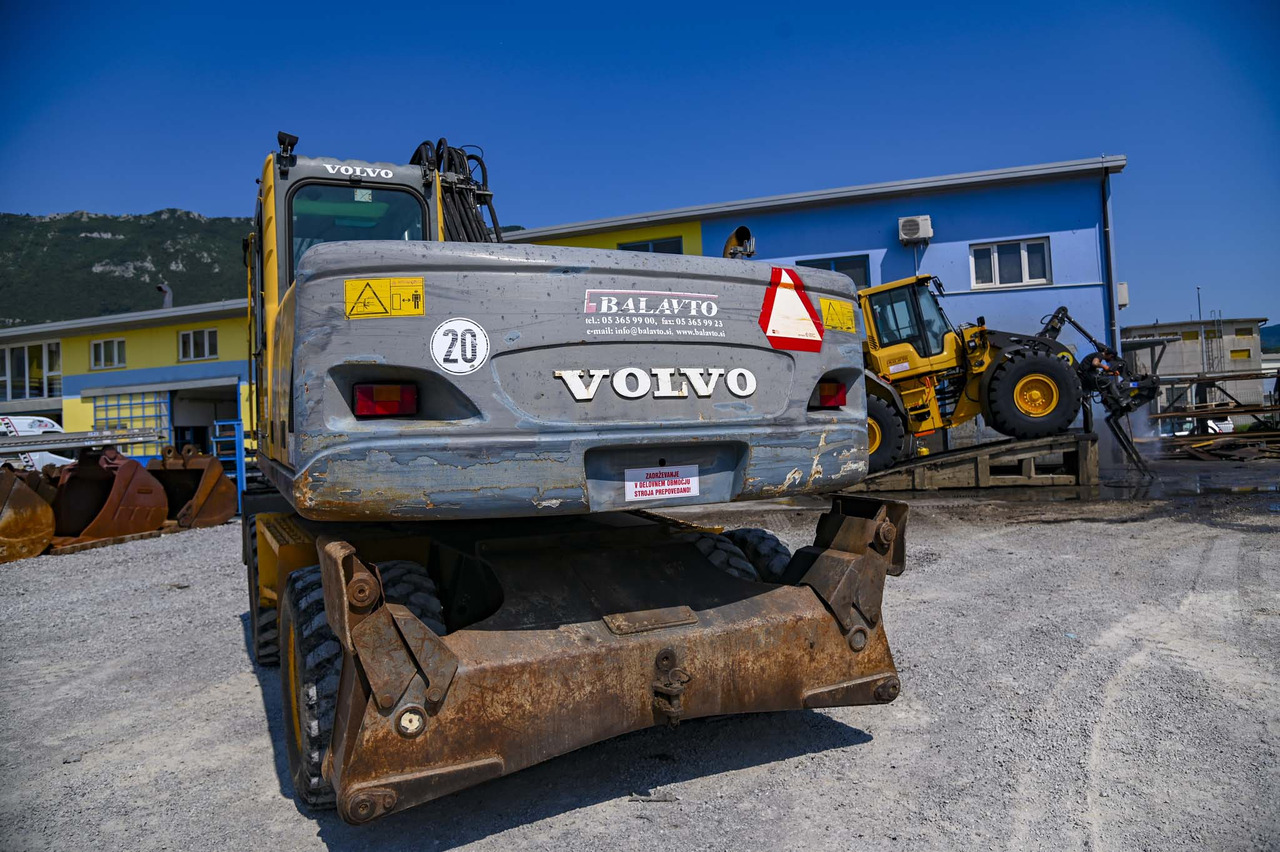 VOLVO EW180B - Wheel excavator: picture 5 VOLVO EW180B - Wheel excavator: picture 5