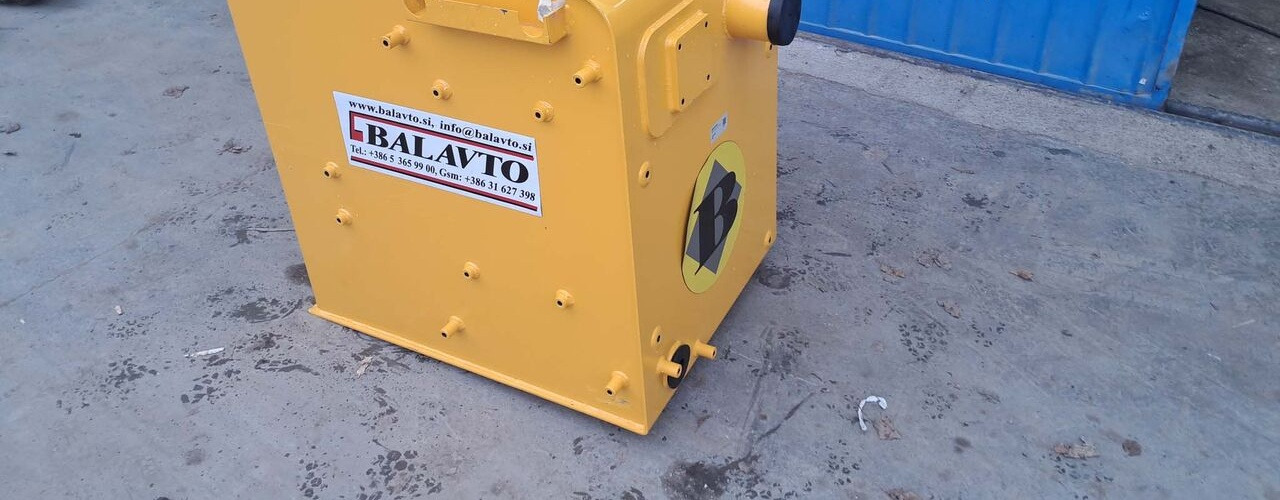Volvo 14559405 Volvo EC210C - Fuel tank for Excavator: picture 1 Volvo 14559405 Volvo EC210C - Fuel tank for Excavator: picture 1