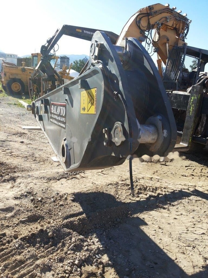Boom for Excavator Volvo 2,55 m dipper arm: picture 9 Boom for Excavator Volvo 2,55 m dipper arm: picture 9