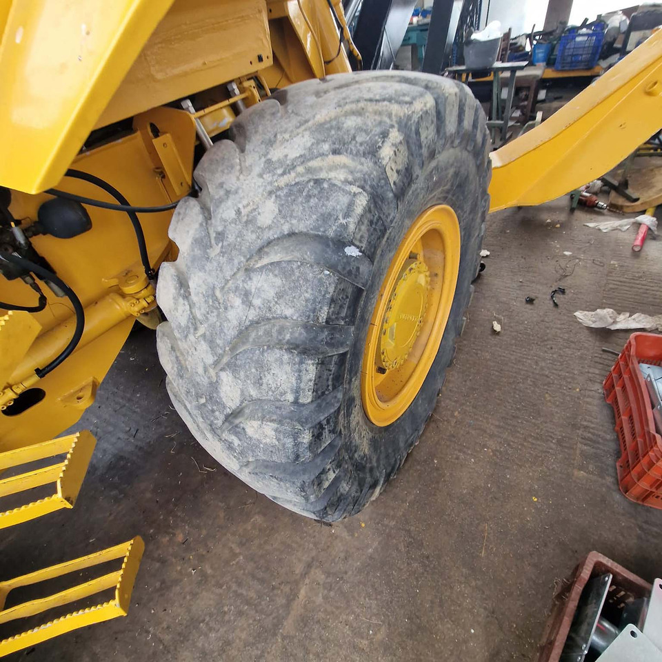 Backhoe loader Volvo BM6300: picture 18