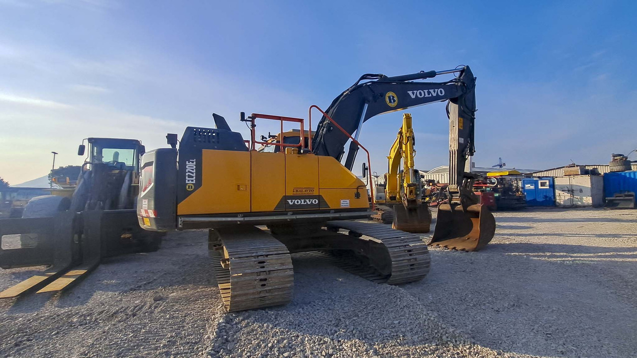 Volvo EC220EL - Crawler excavator: picture 5 Volvo EC220EL - Crawler excavator: picture 5