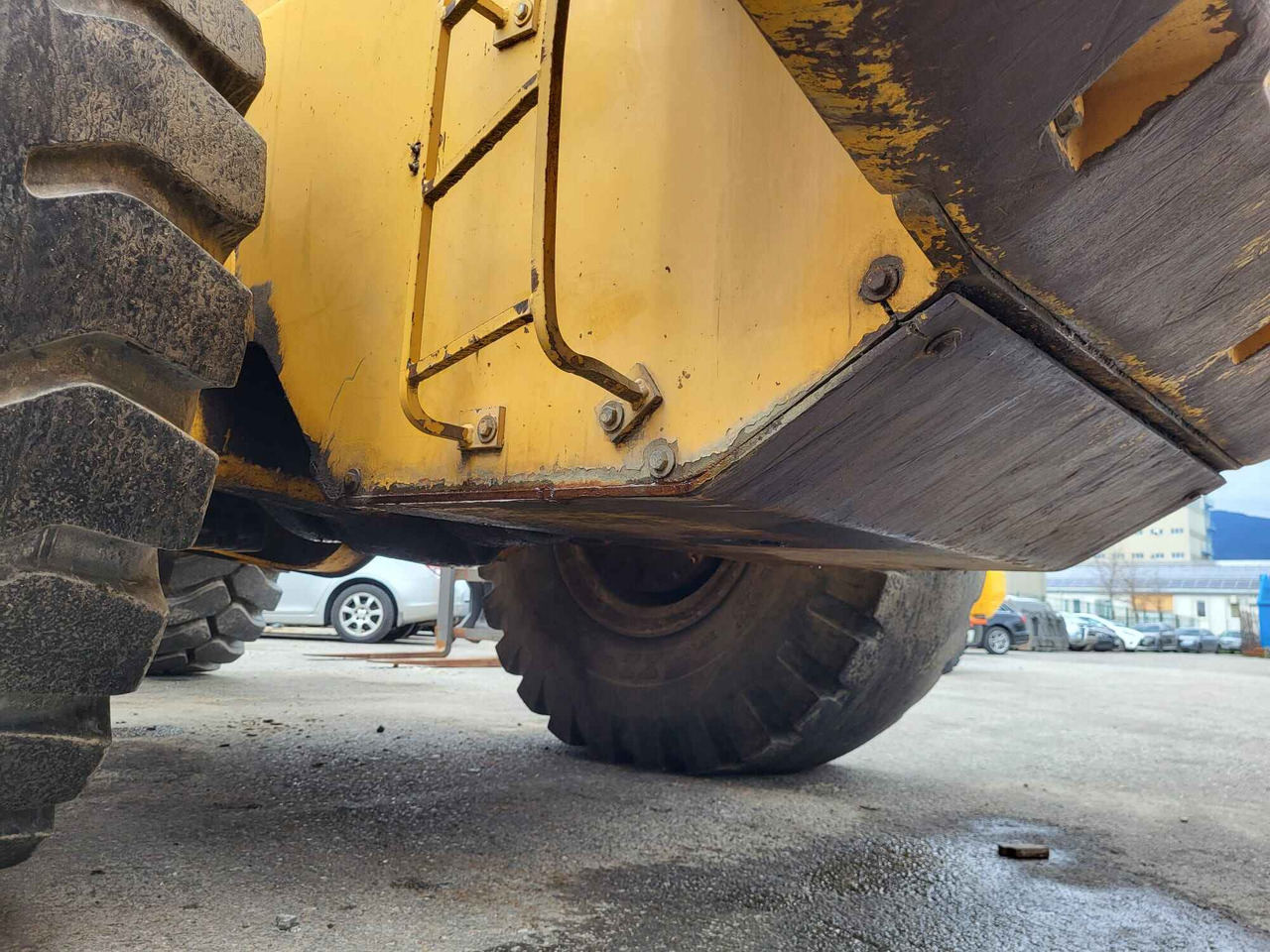 Volvo front frame - Frame/ Chassis for Loader: picture 4 Volvo front frame - Frame/ Chassis for Loader: picture 4