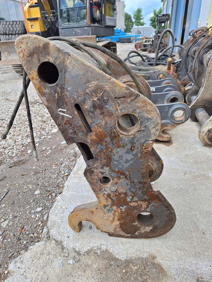 Volvo hydraulic S1 - Quick coupler: picture 4 Volvo hydraulic S1 - Quick coupler: picture 4