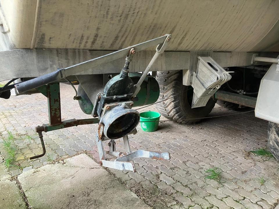 Slurry tanker Güllefass Güllewagen Meyer-Lohne 14000l 18m Schleppschlauch: picture 13 Slurry tanker Güllefass Güllewagen Meyer-Lohne 14000l 18m Schleppschlauch: picture 13