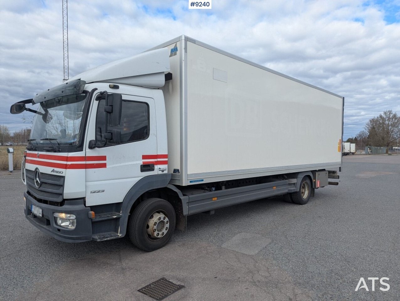 Box Truck Mercedes-Benz Atego with tail lift (SEE VIDEO) - Box truck: picture 1 Box Truck Mercedes-Benz Atego with tail lift (SEE VIDEO) - Box truck: picture 1