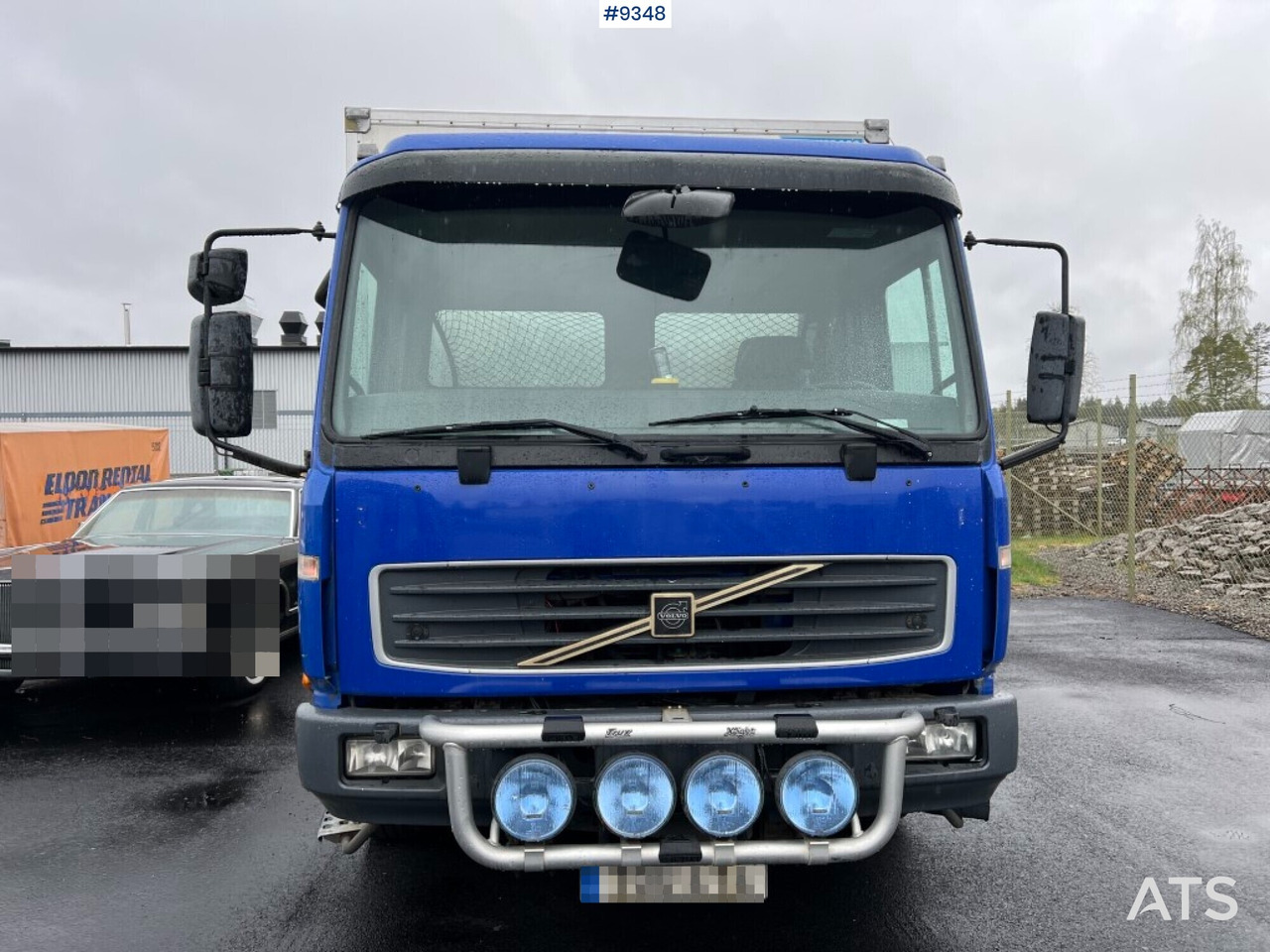 Box truck Box Truck Volvo FL6 4X2 with tail lift: picture 7