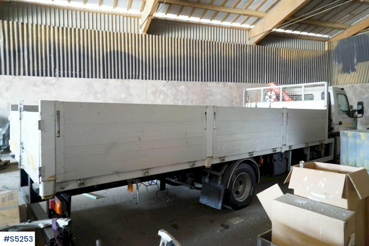 Crane truck Crane truck with flat Mitsubishi Canter 7C15: picture 7