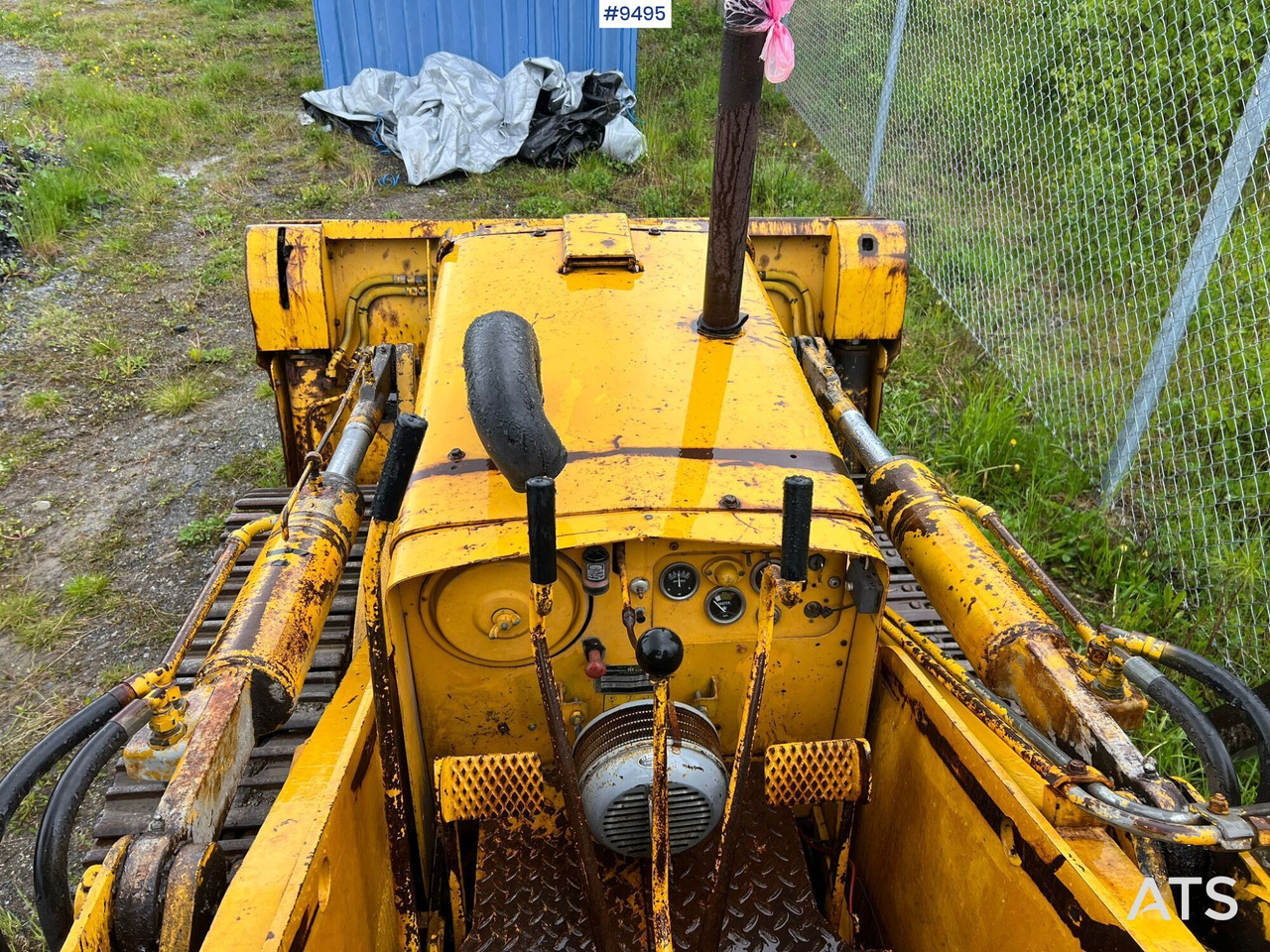 Bulldozer Crawler dozer INTERNATIONAL L125: picture 16